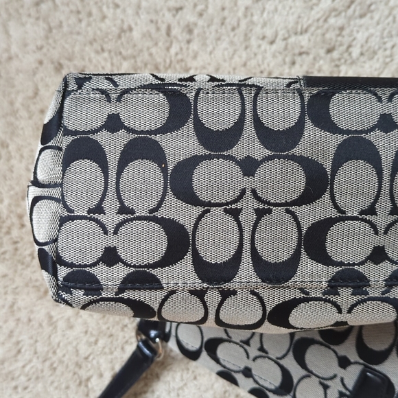 Coach shoulder bag - Picture 5 of 8